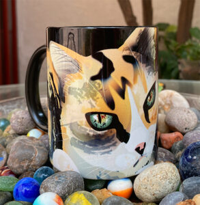 Taza de la gatita Artemisa izquierda